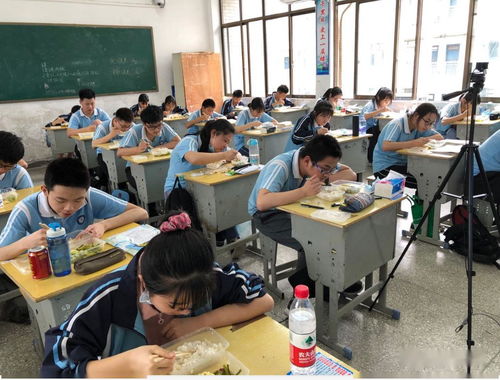 归来仍少年，启黄中学初三复学现场纪实